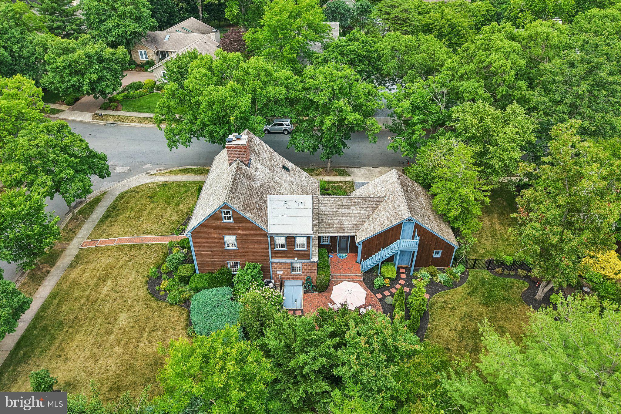 BROADVIEW ESTATES - Residential