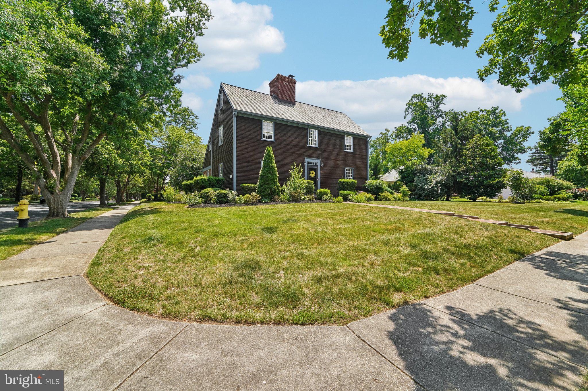 BROADVIEW ESTATES - Residential