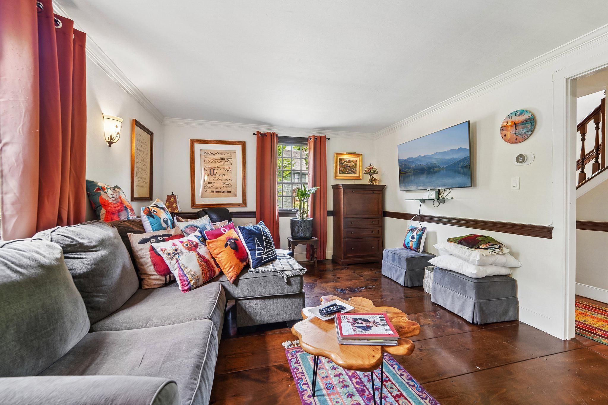 BROADVIEW ESTATES - Residential
