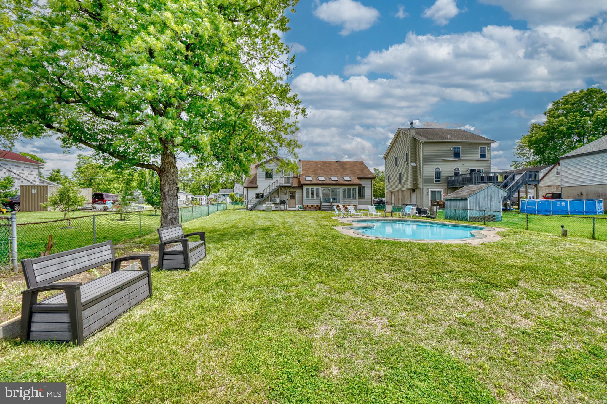 CHARLESMONT - Residential
