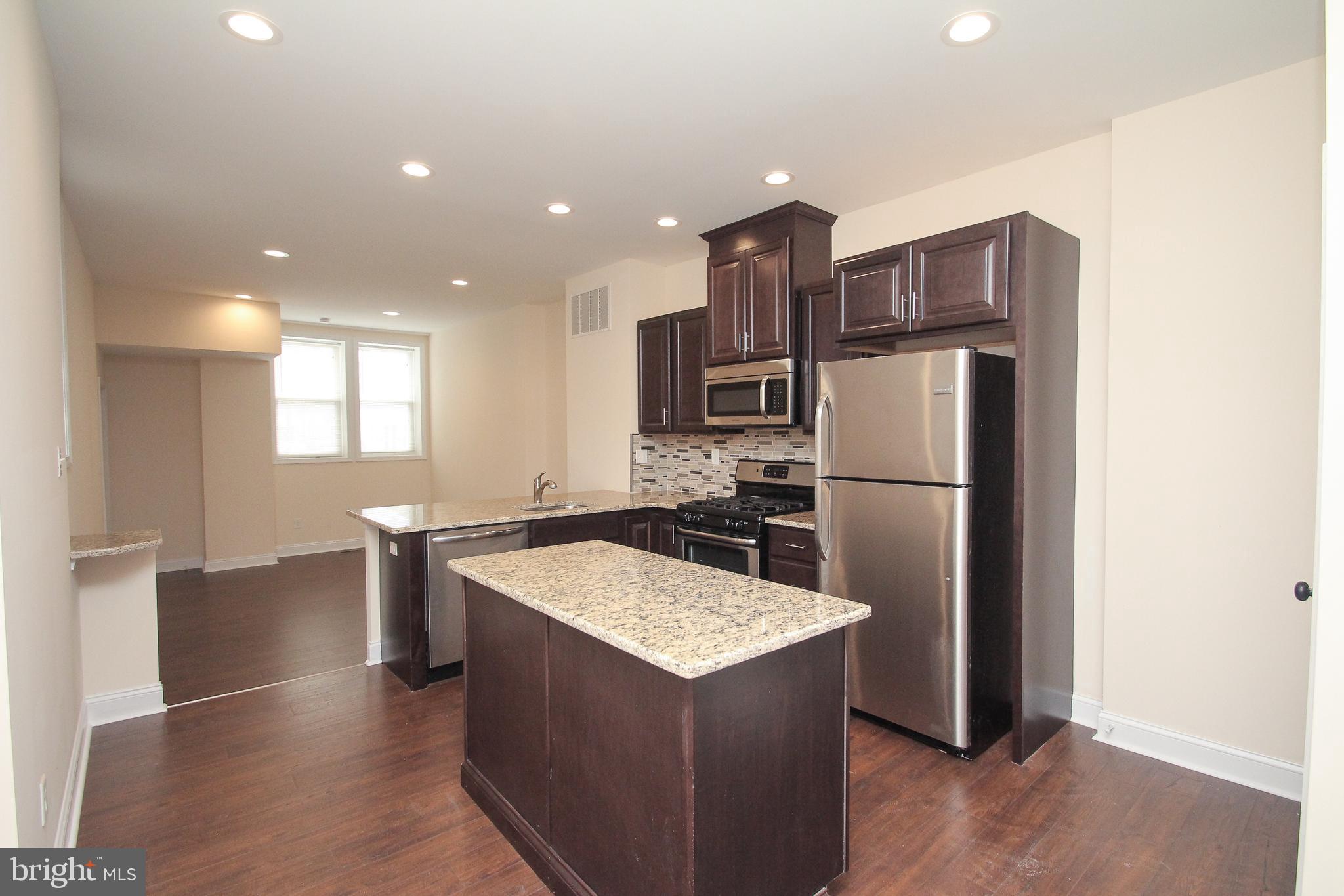 PHILADELPHIA (NORTHWEST) - Residential