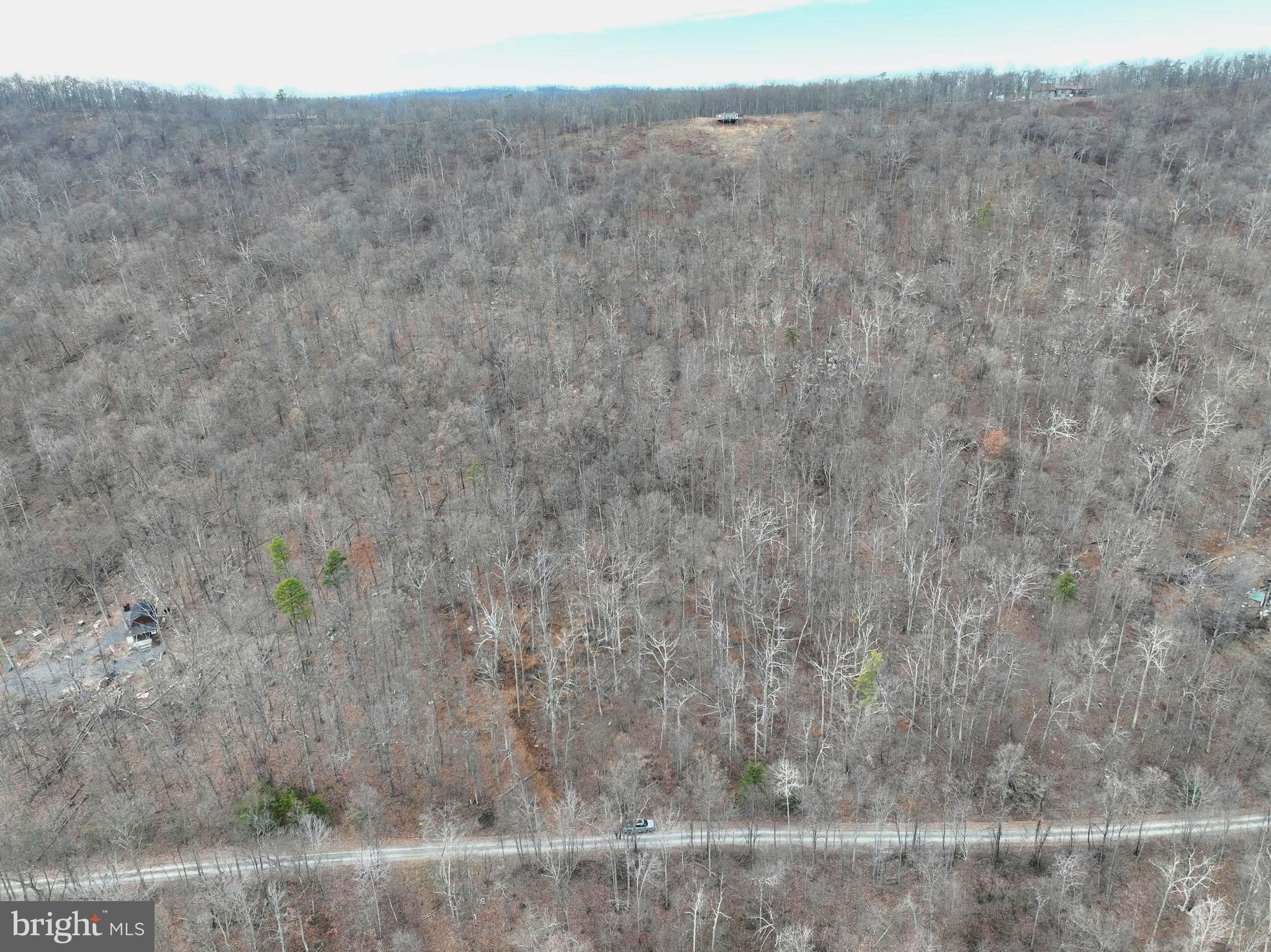 EAGLE MOUNTAIN - Land
