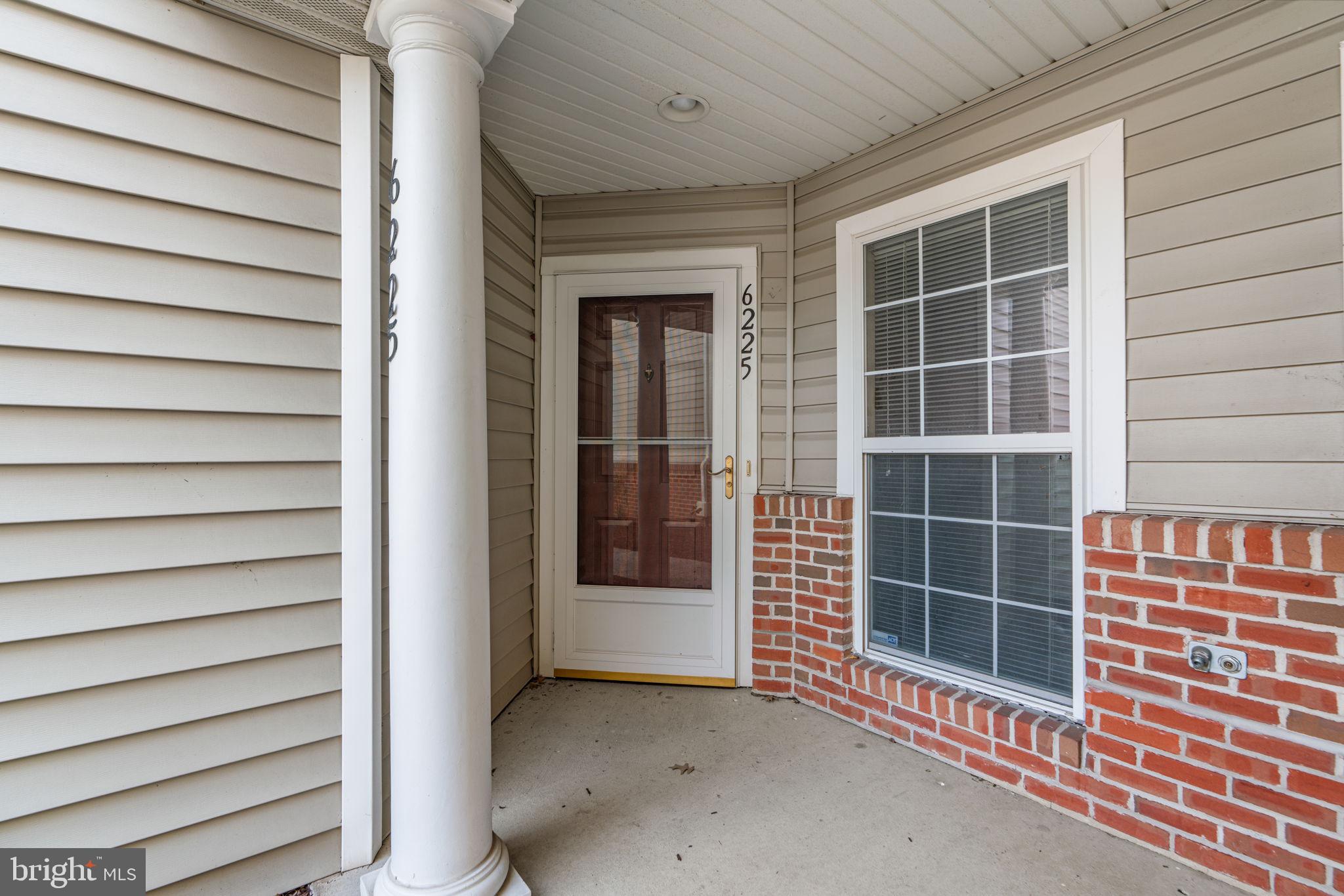 VILLAGE OF LONG REACH - Residential