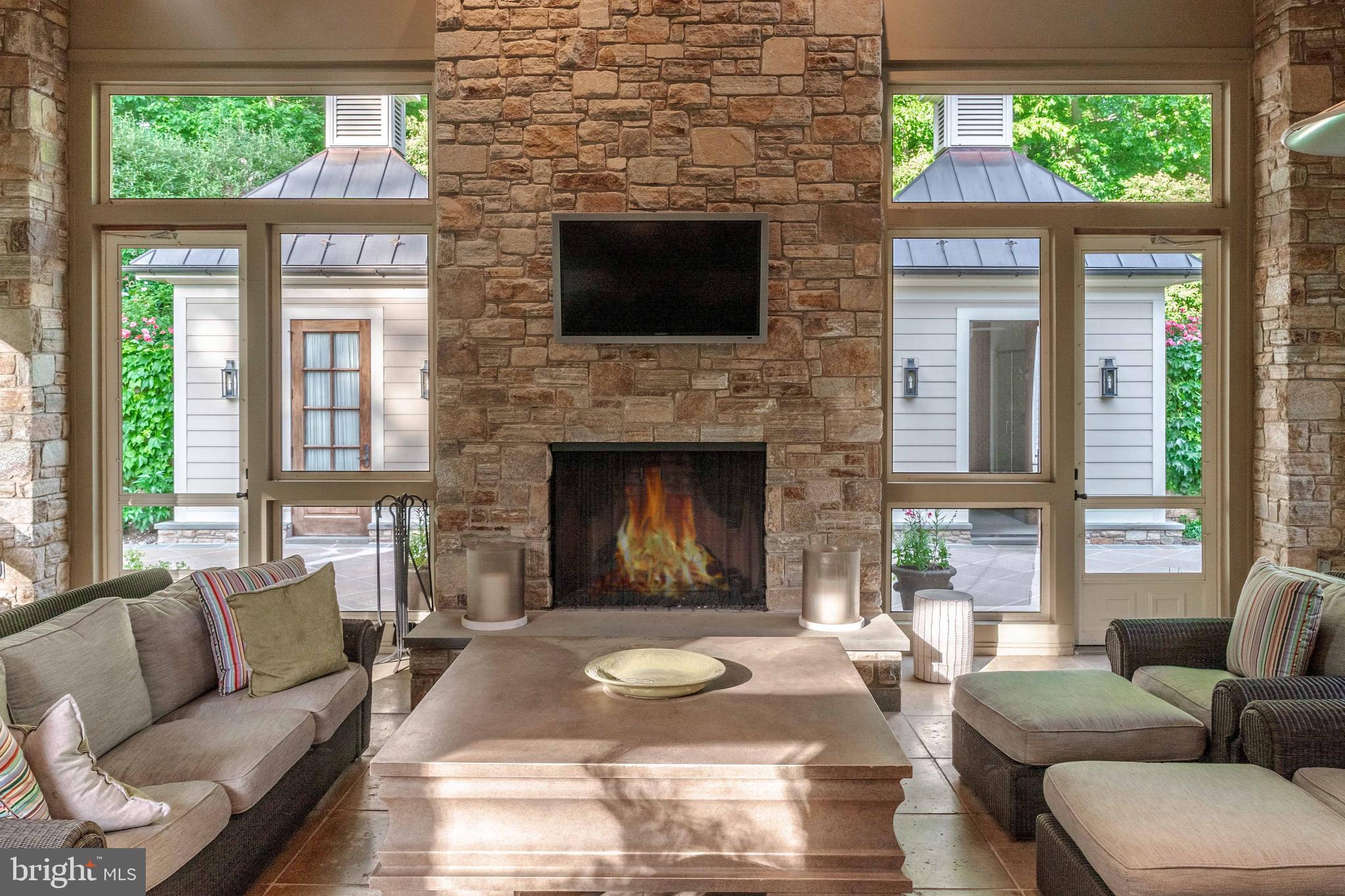 CAVES VALLEY GOLF CLUB - Residential