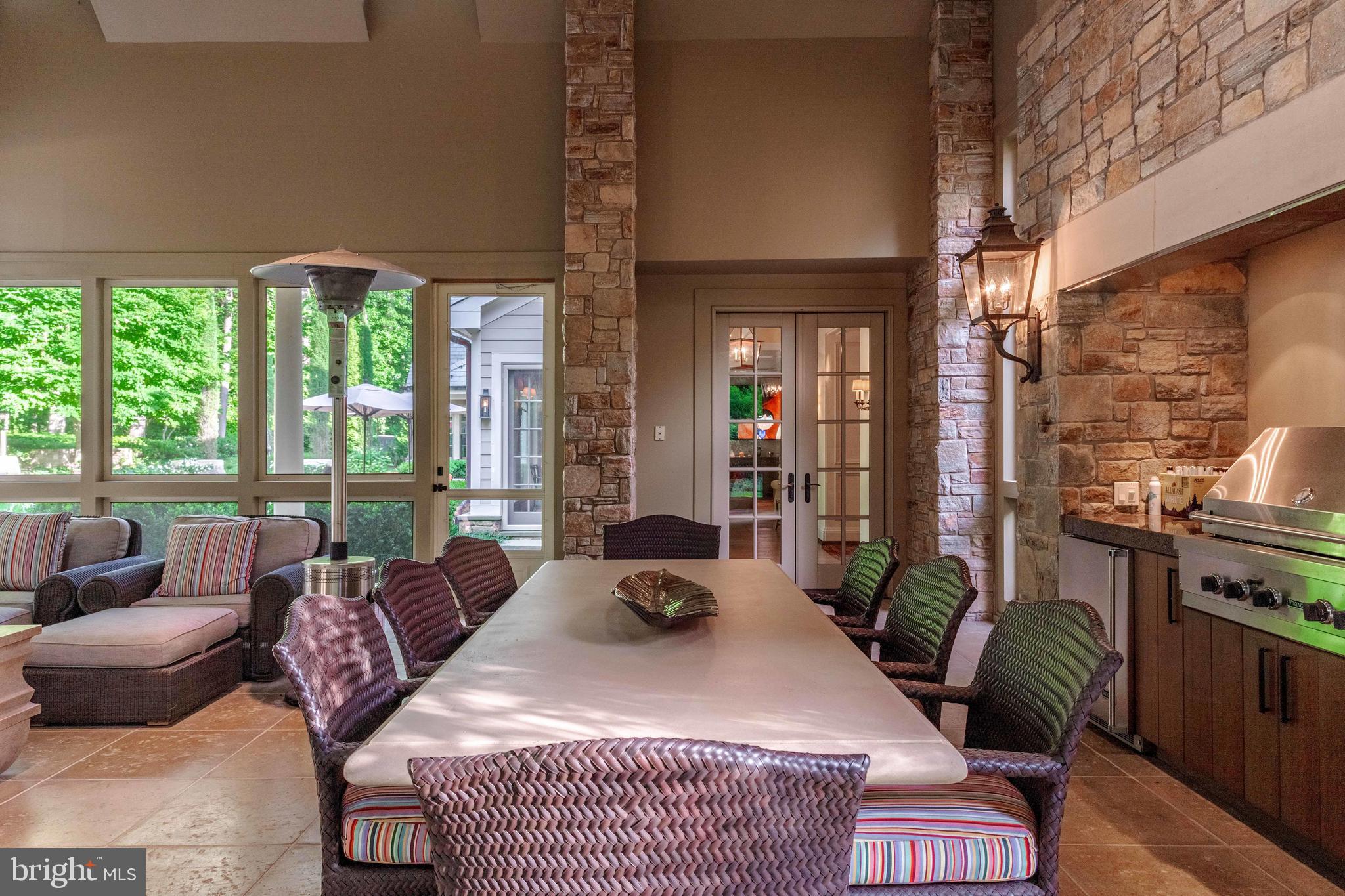 CAVES VALLEY GOLF CLUB - Residential