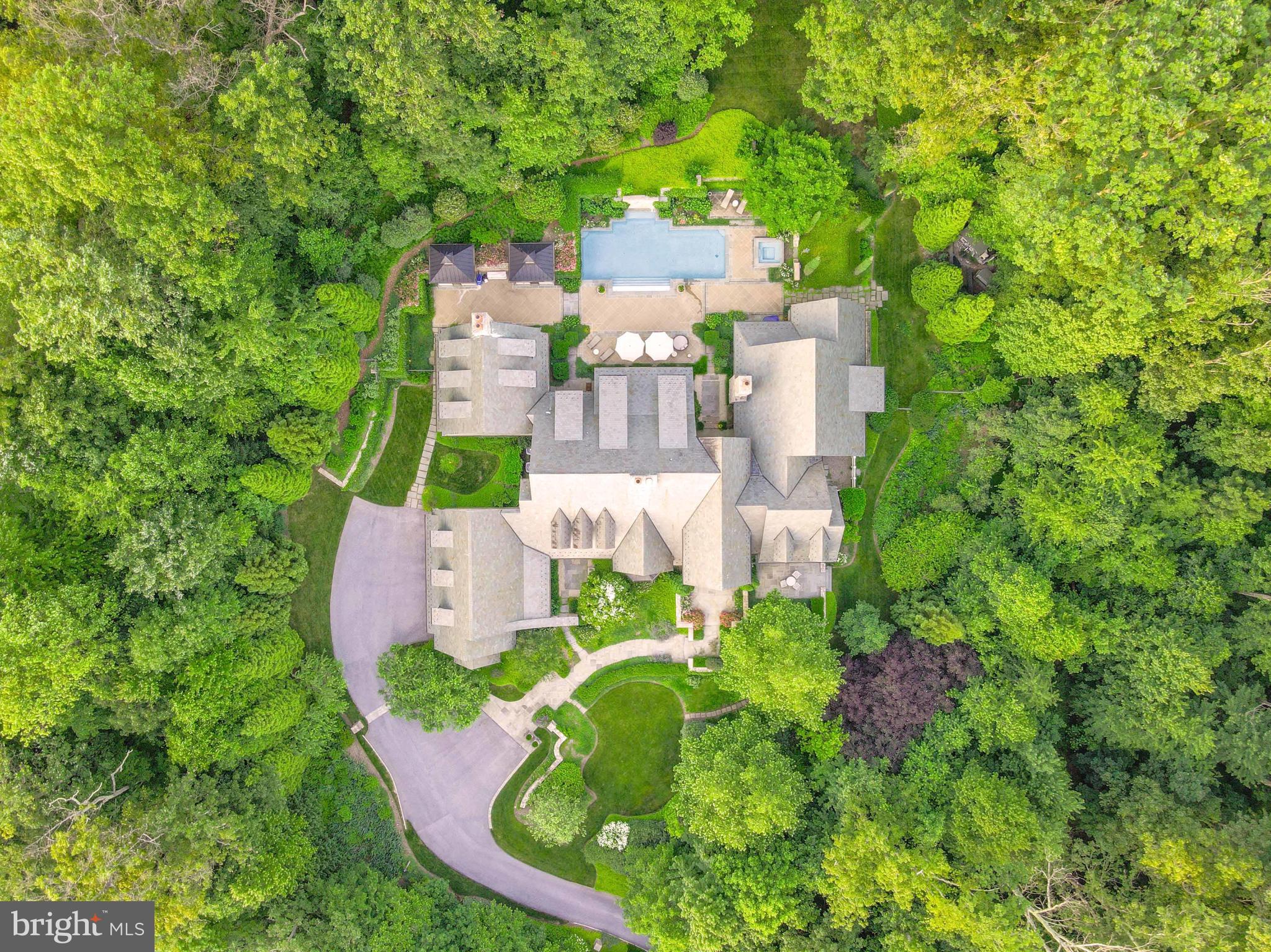 CAVES VALLEY GOLF CLUB - Residential