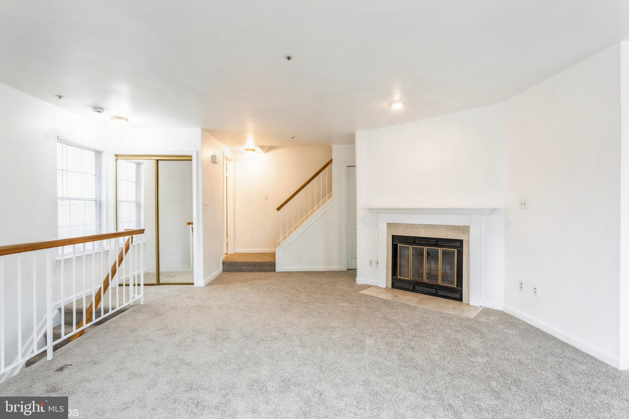GLENSFORD CONDO - Residential