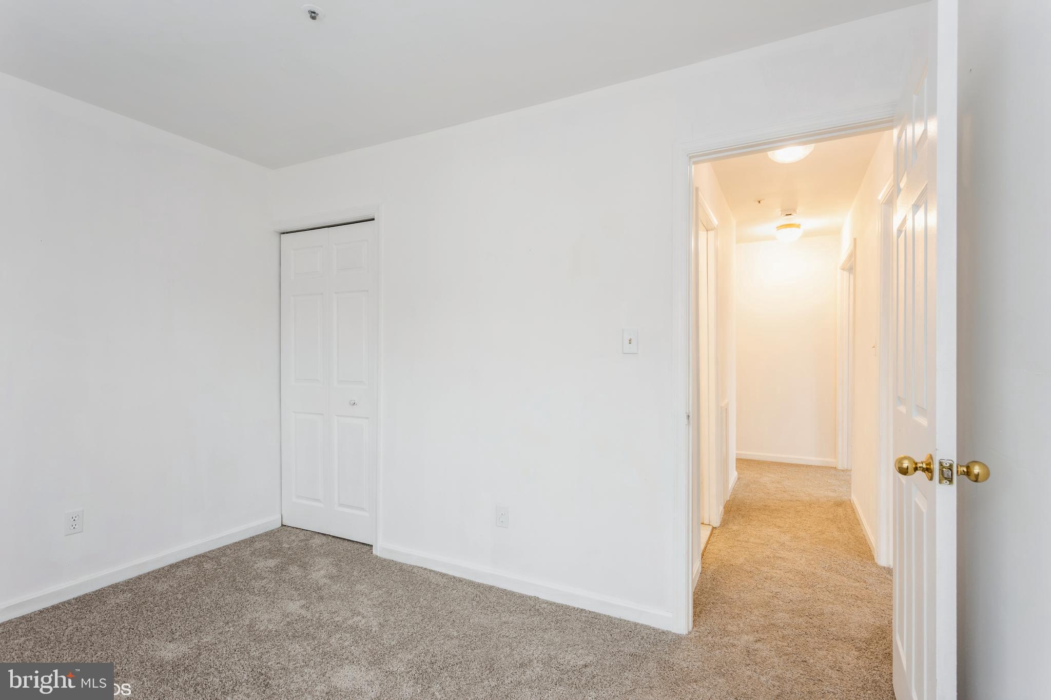 GLENSFORD CONDO - Residential