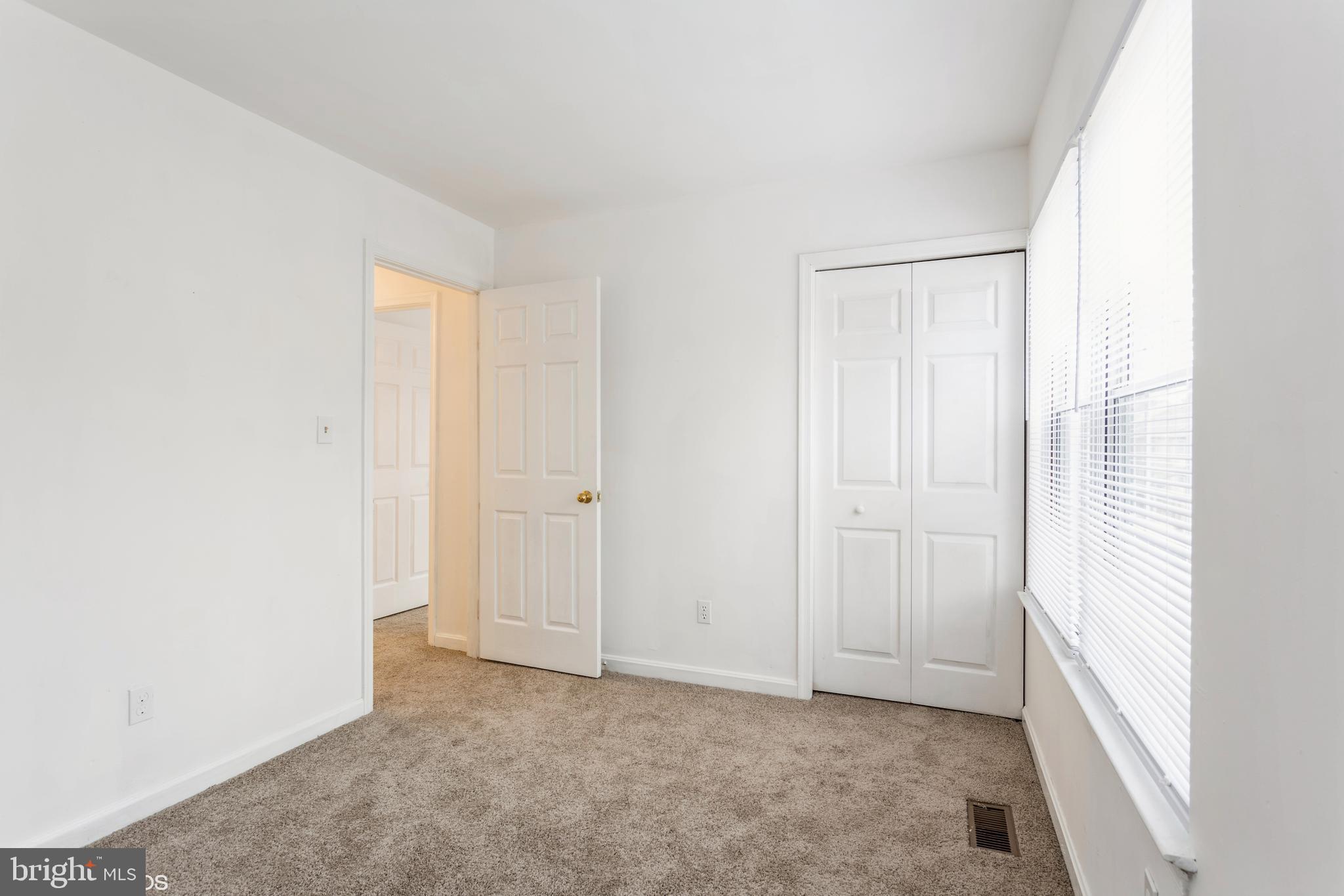 GLENSFORD CONDO - Residential