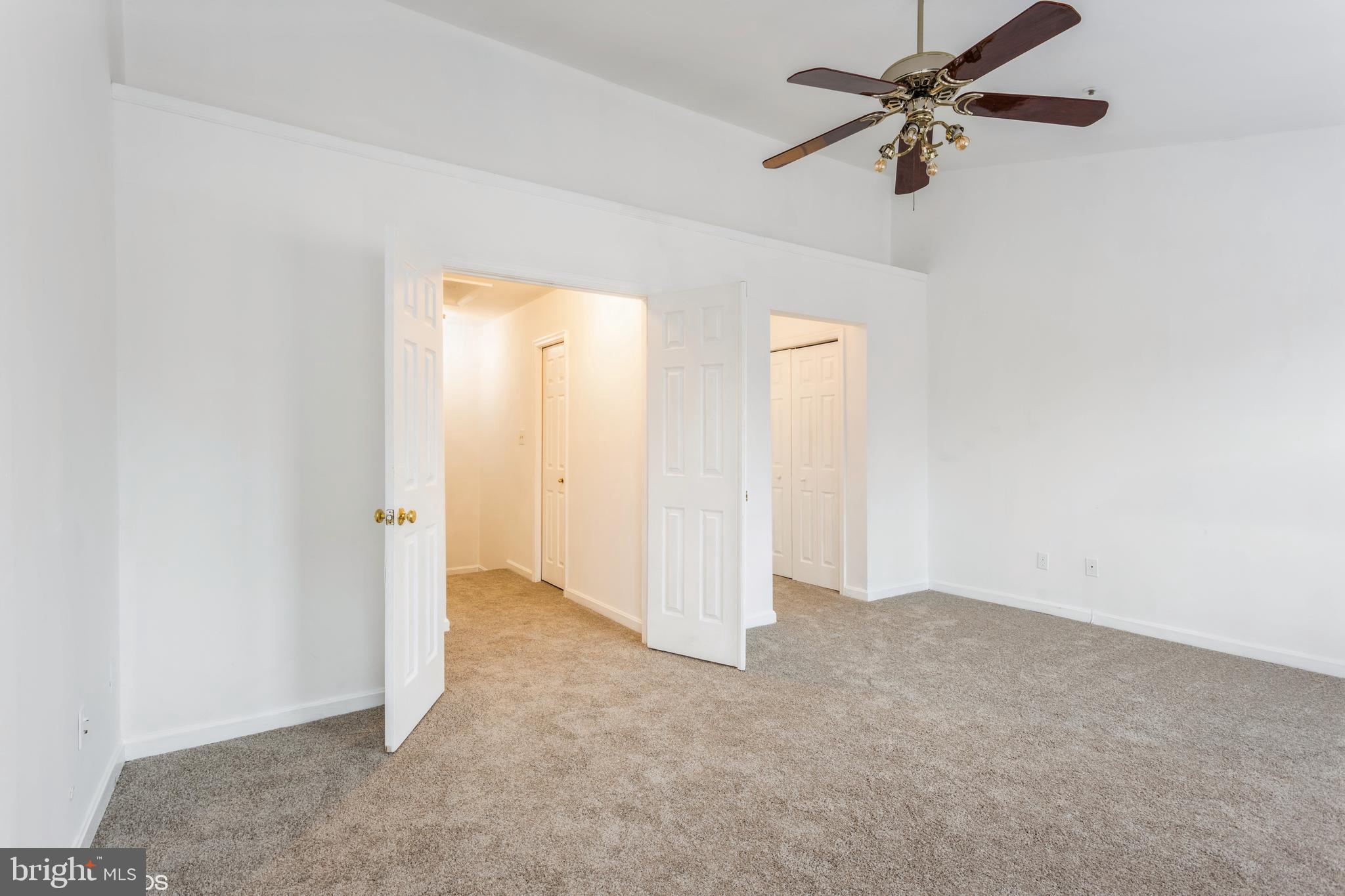 GLENSFORD CONDO - Residential
