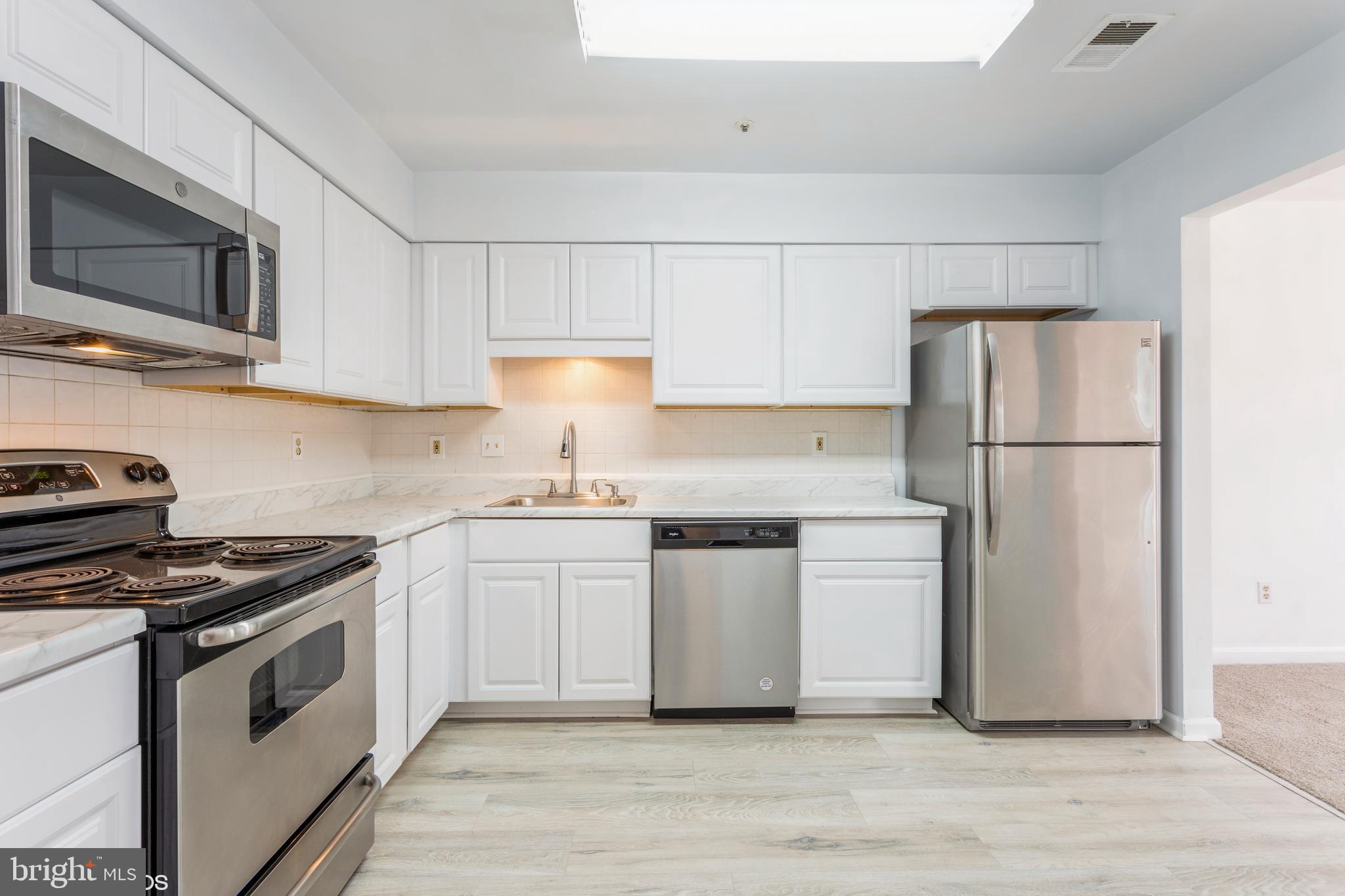 GLENSFORD CONDO - Residential