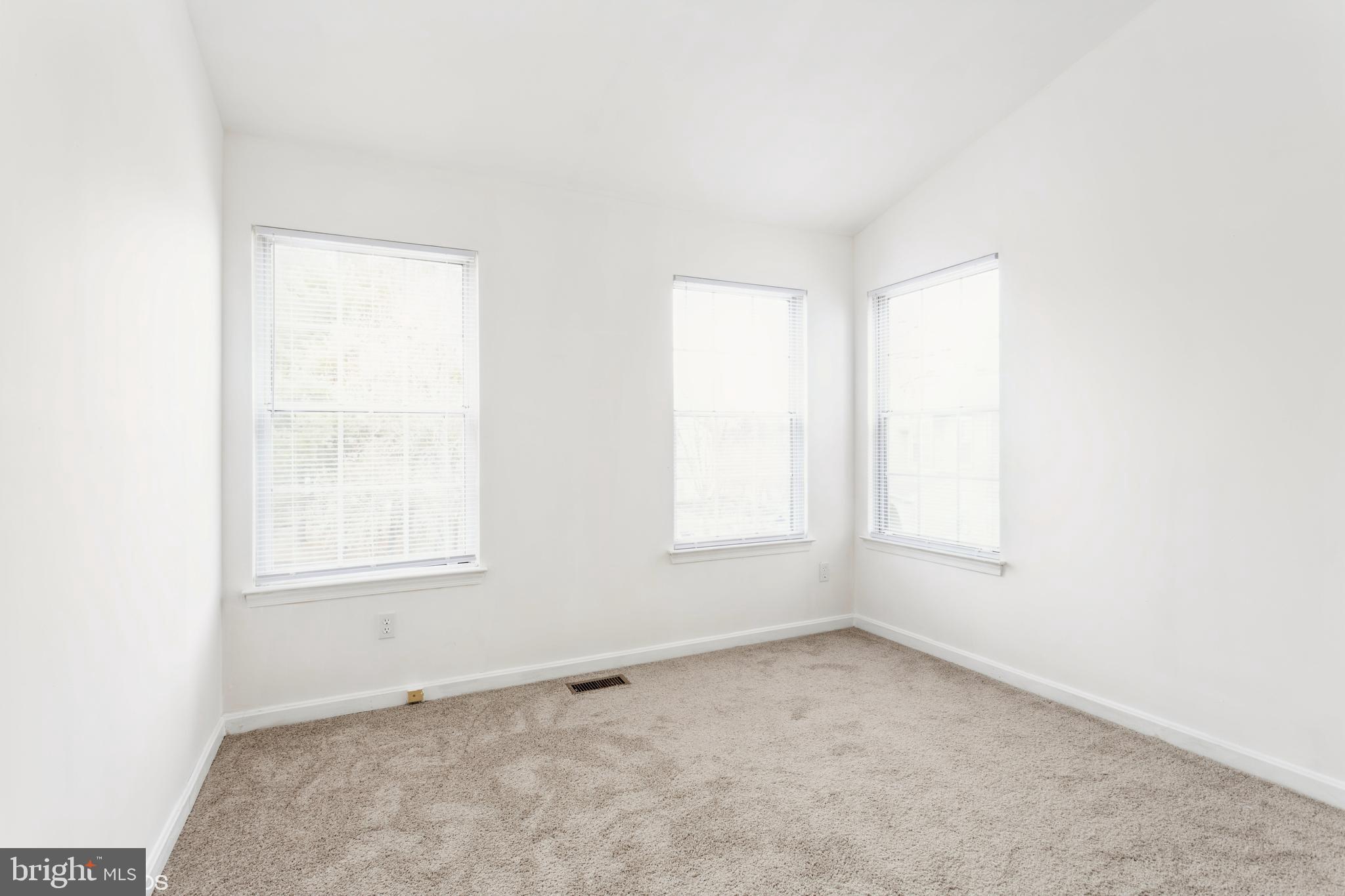GLENSFORD CONDO - Residential