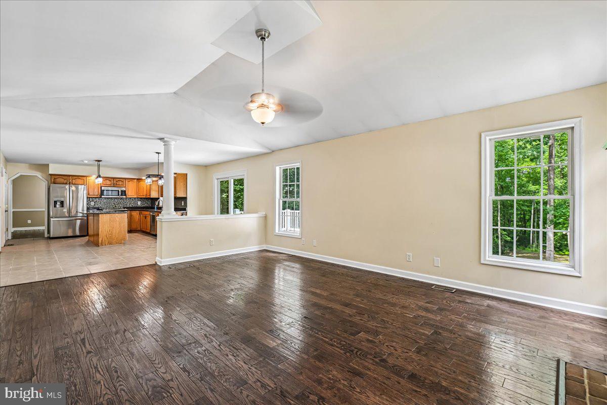 SWANSON CREEK LANDING - Residential