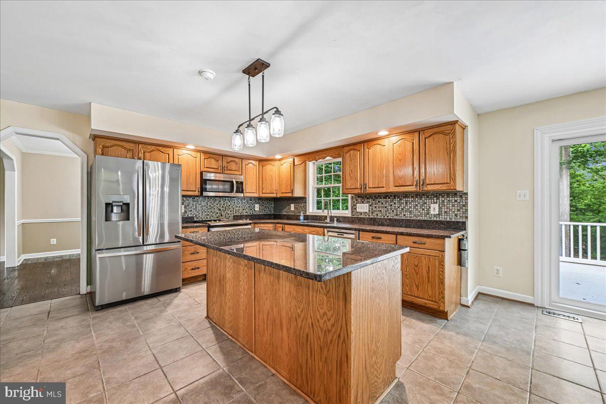SWANSON CREEK LANDING - Residential