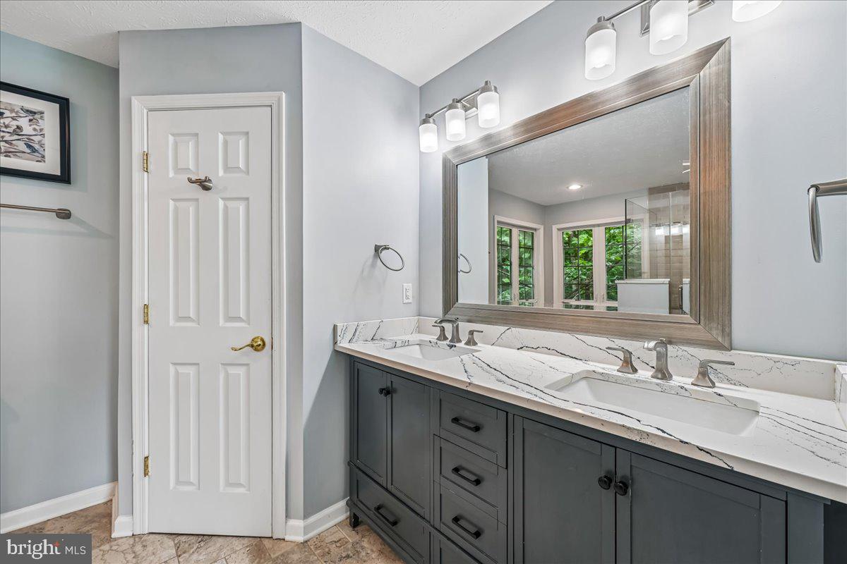 SWANSON CREEK LANDING - Residential