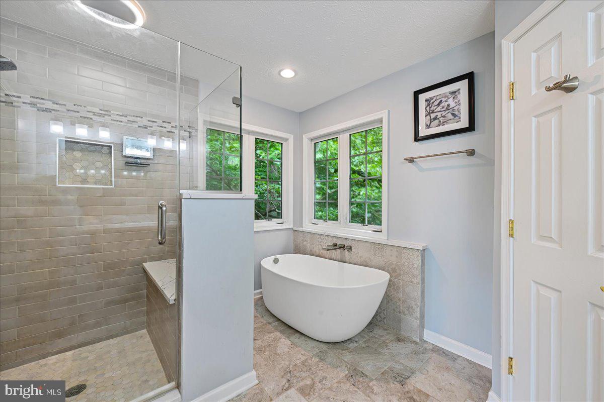 SWANSON CREEK LANDING - Residential