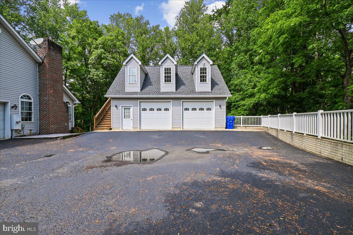 SWANSON CREEK LANDING - Residential