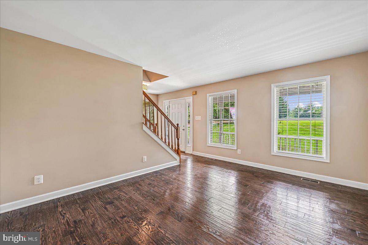 SWANSON CREEK LANDING - Residential