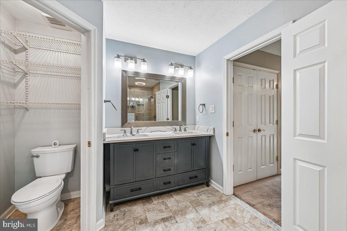 SWANSON CREEK LANDING - Residential
