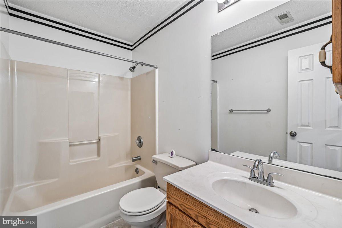 SWANSON CREEK LANDING - Residential