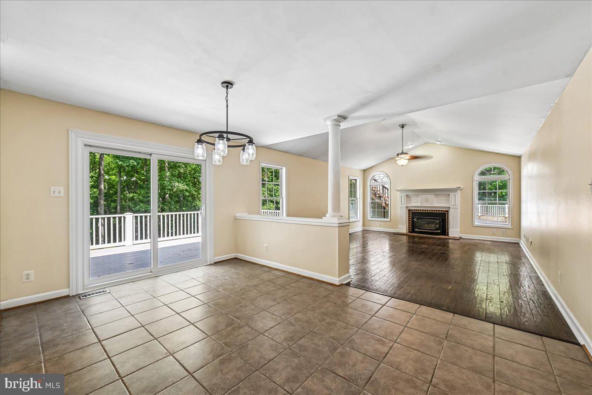 SWANSON CREEK LANDING - Residential