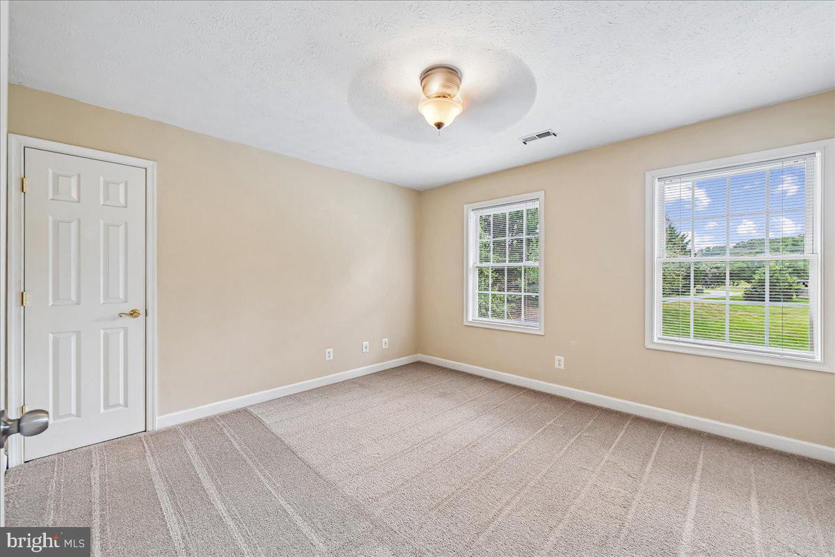 SWANSON CREEK LANDING - Residential