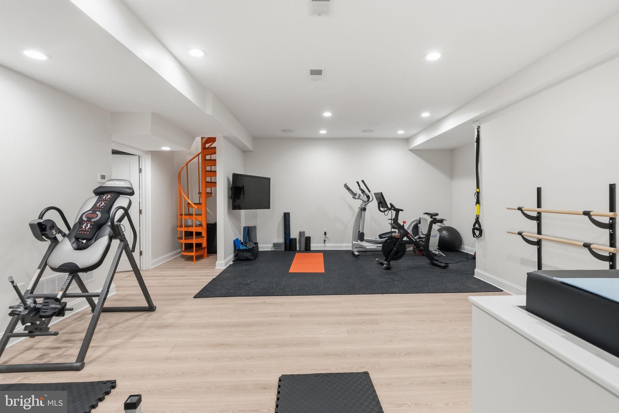 RADLEY RUN - Residential