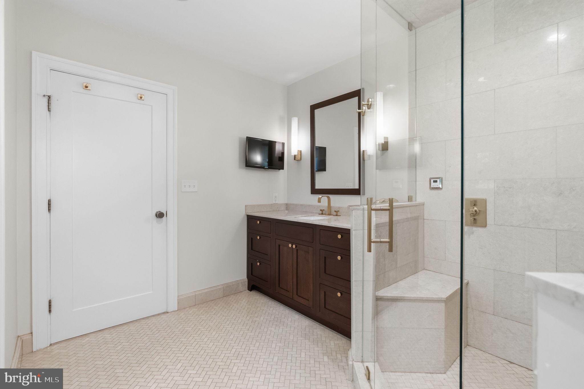 RADLEY RUN - Residential