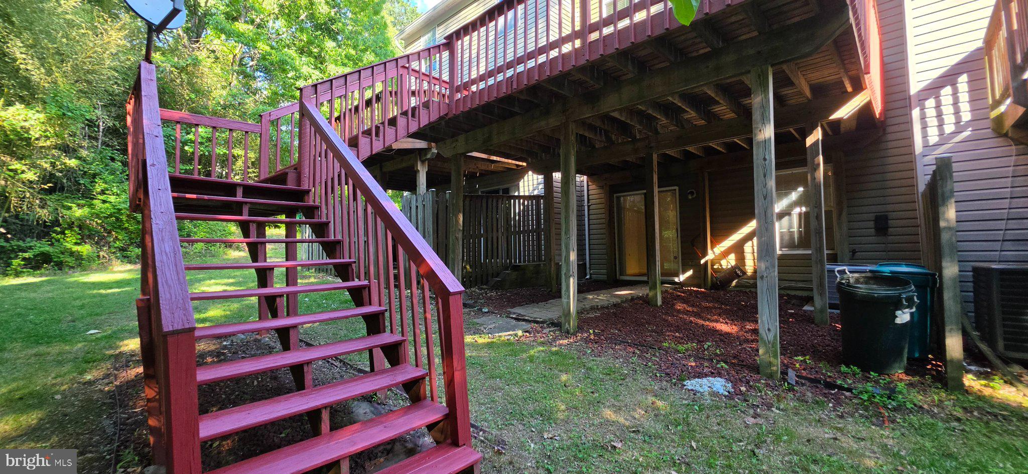 VALLEY STREAM ESTATES - Residential