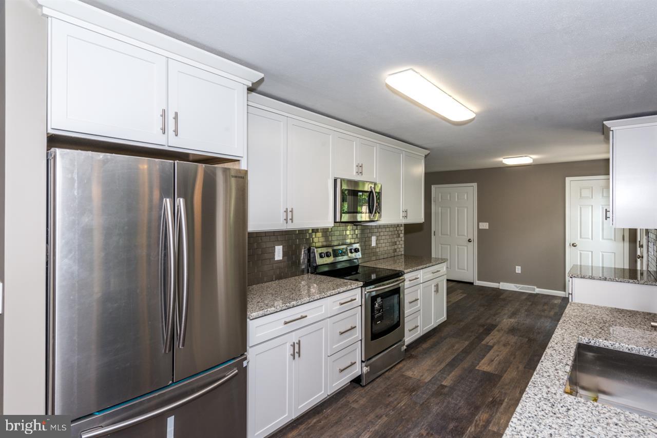 GREEN LANE FARMS - Residential