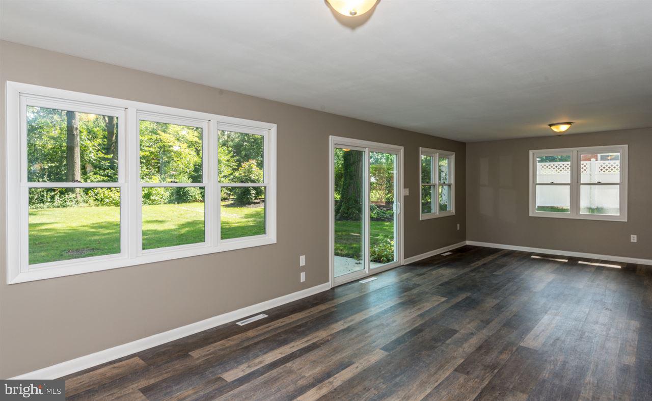 GREEN LANE FARMS - Residential