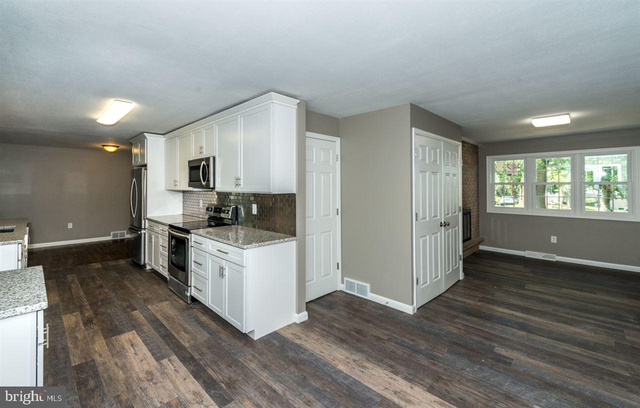 GREEN LANE FARMS - Residential