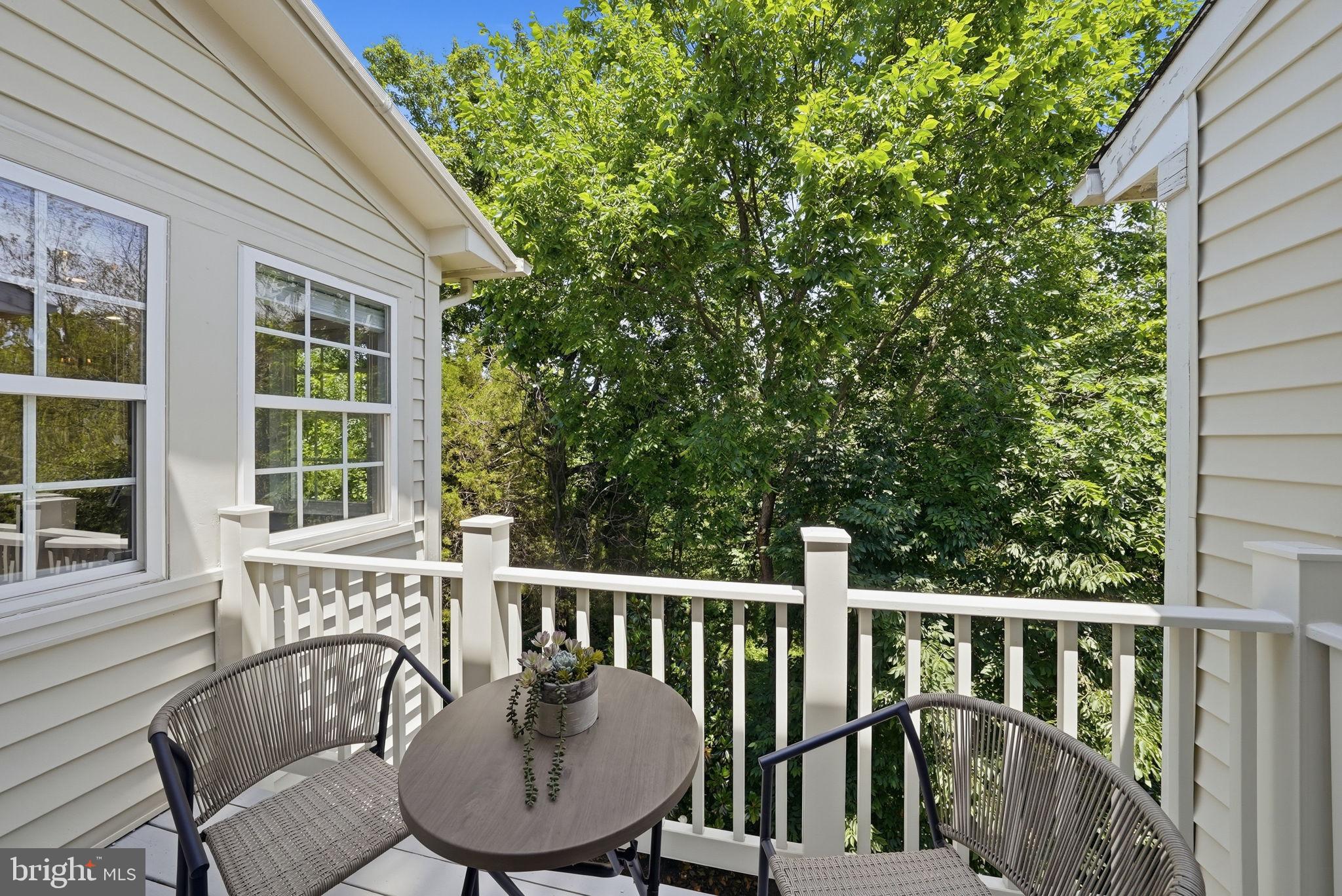 BROADLANDS SOUTH - Residential