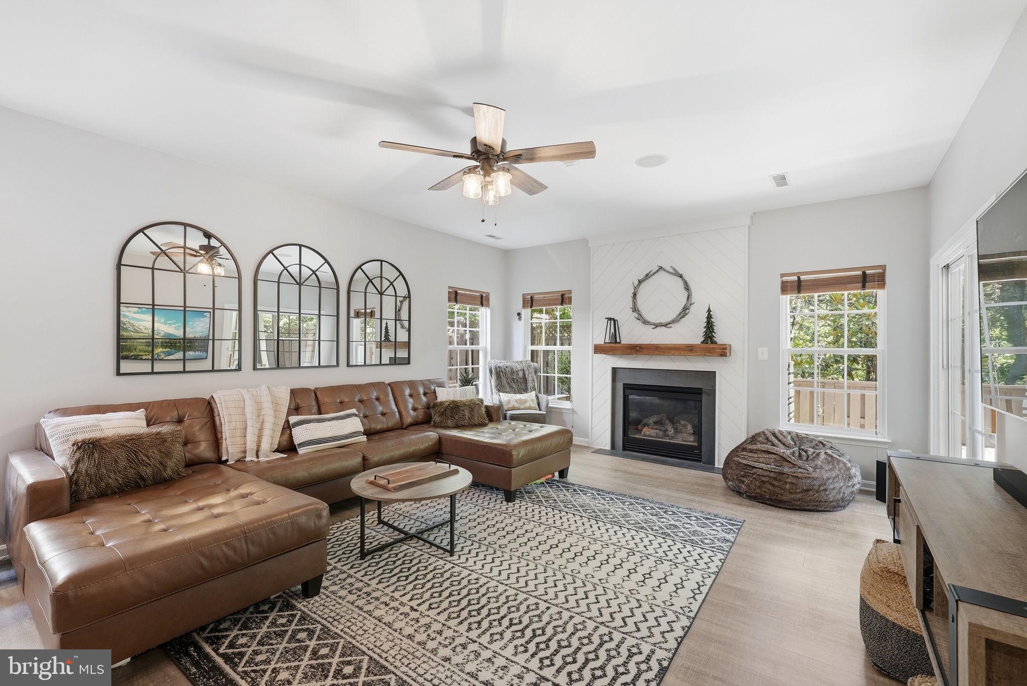 BROADLANDS SOUTH - Residential