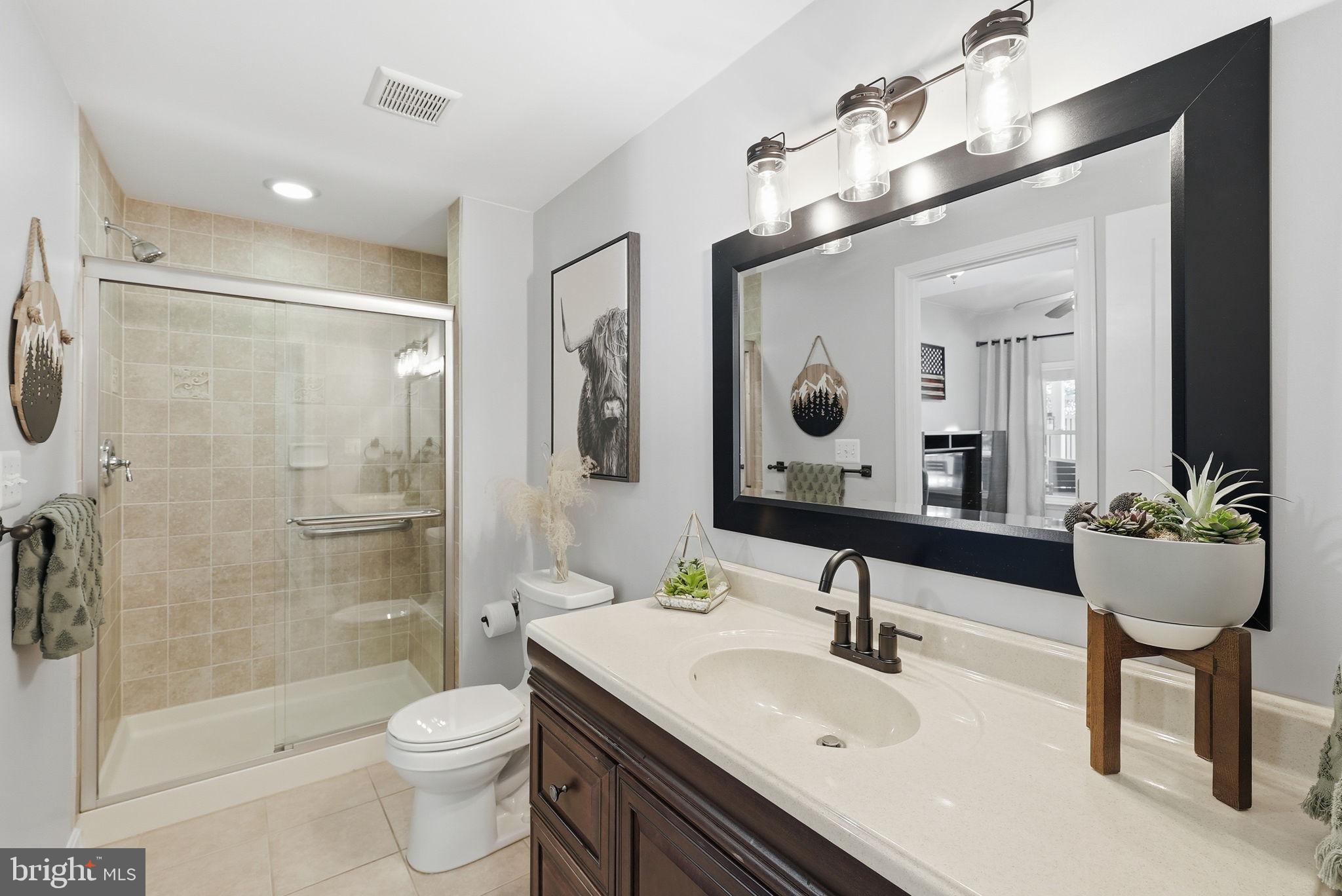 BROADLANDS SOUTH - Residential