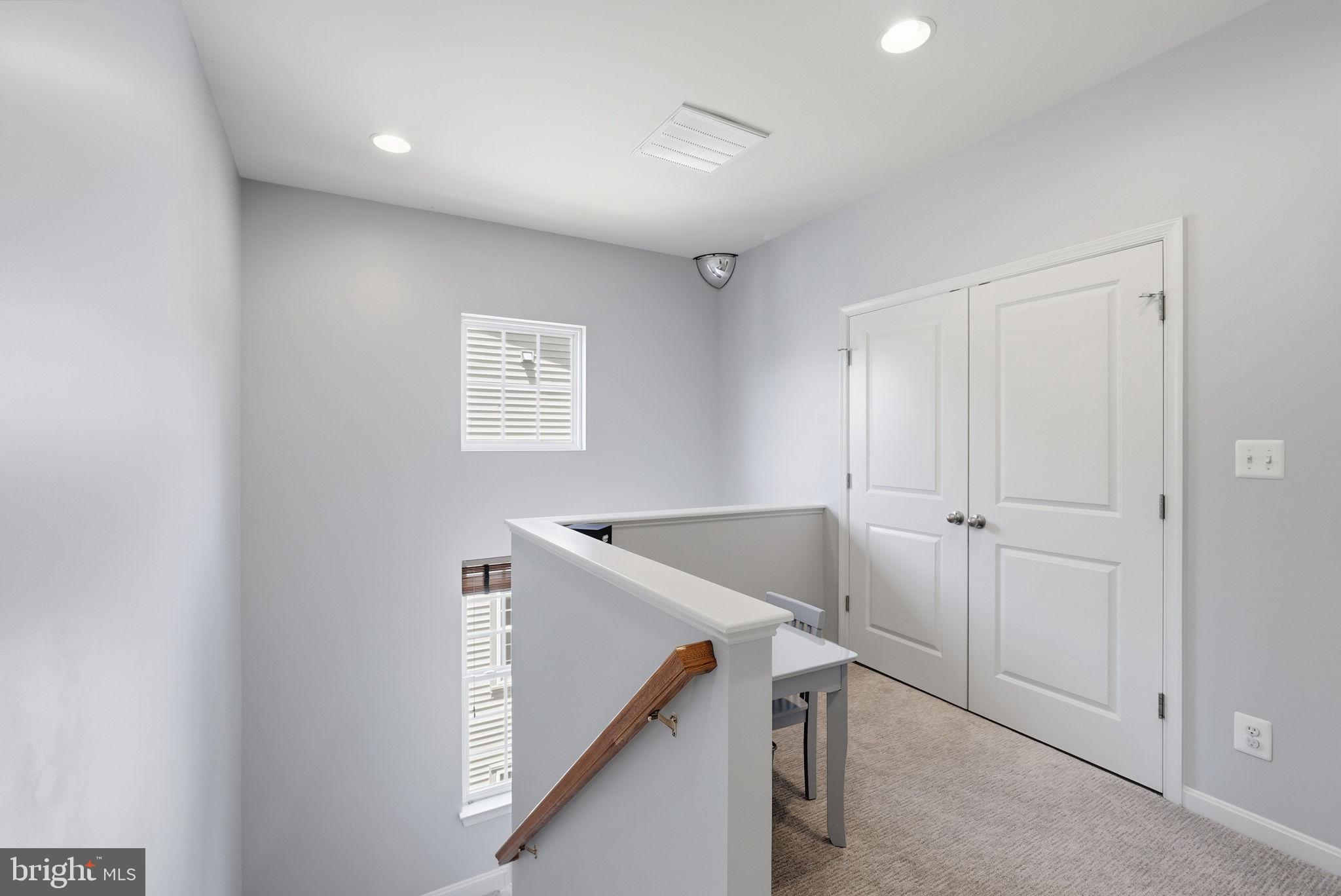 BROADLANDS SOUTH - Residential