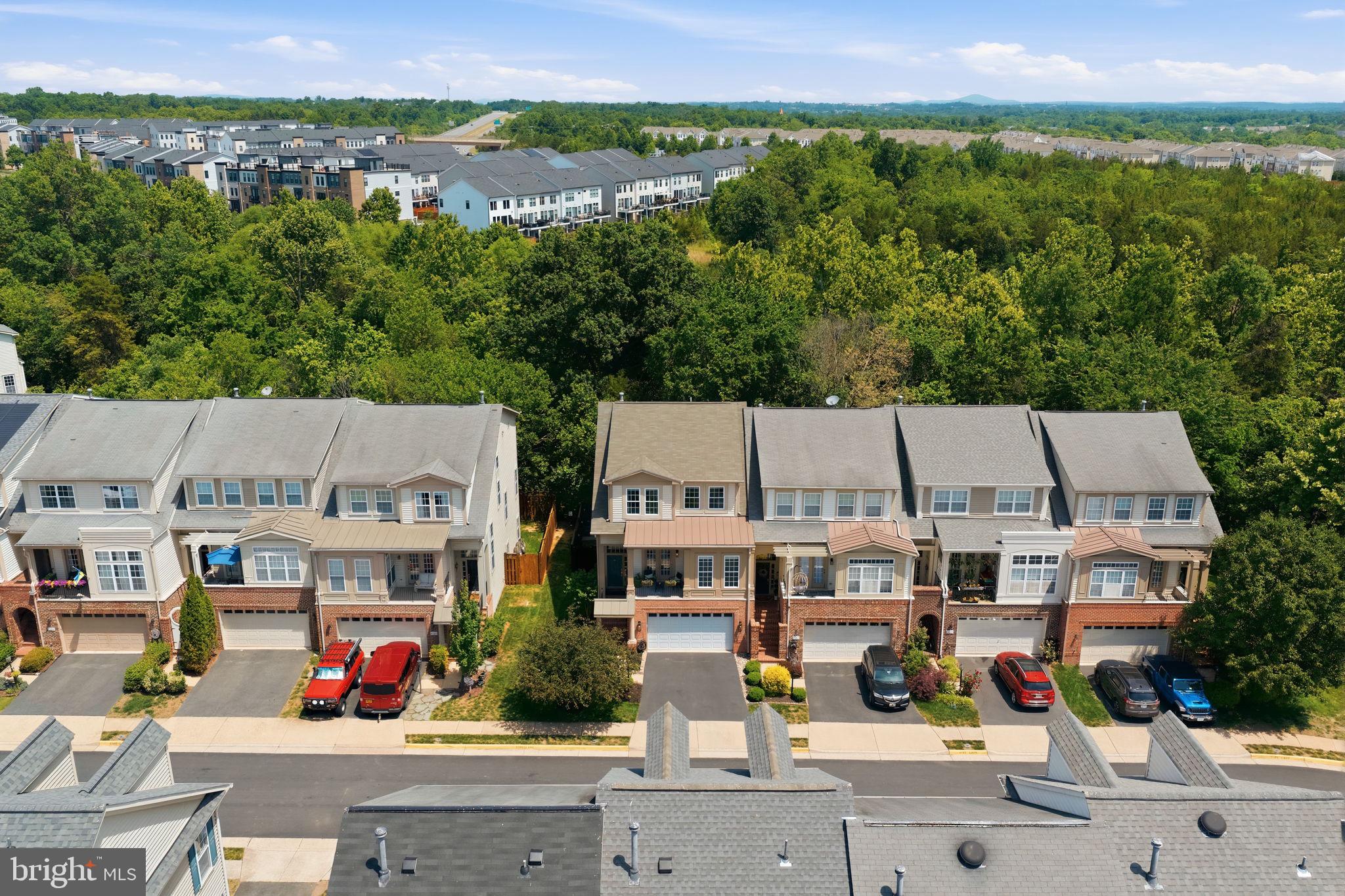 BROADLANDS SOUTH - Residential