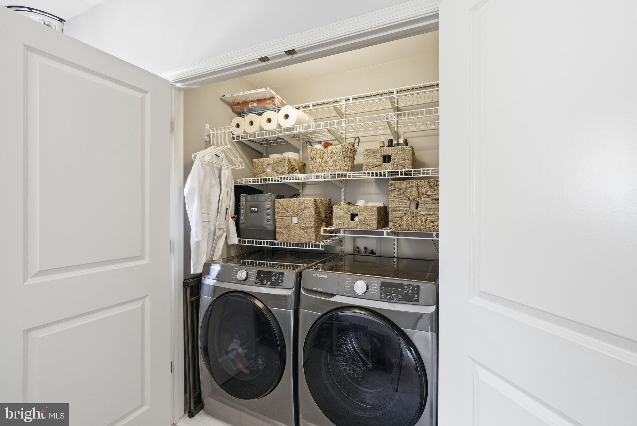BROADLANDS SOUTH - Residential
