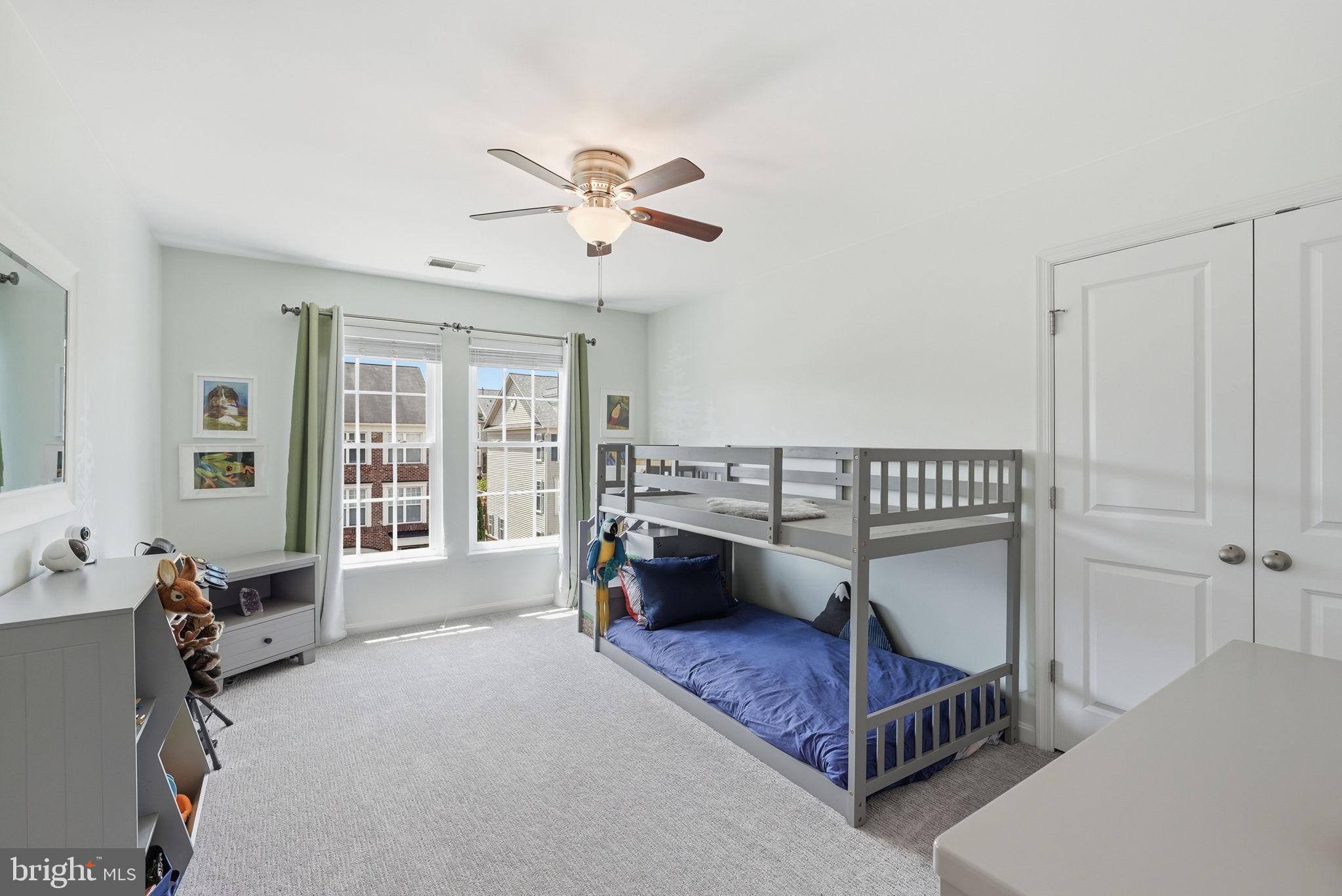 BROADLANDS SOUTH - Residential