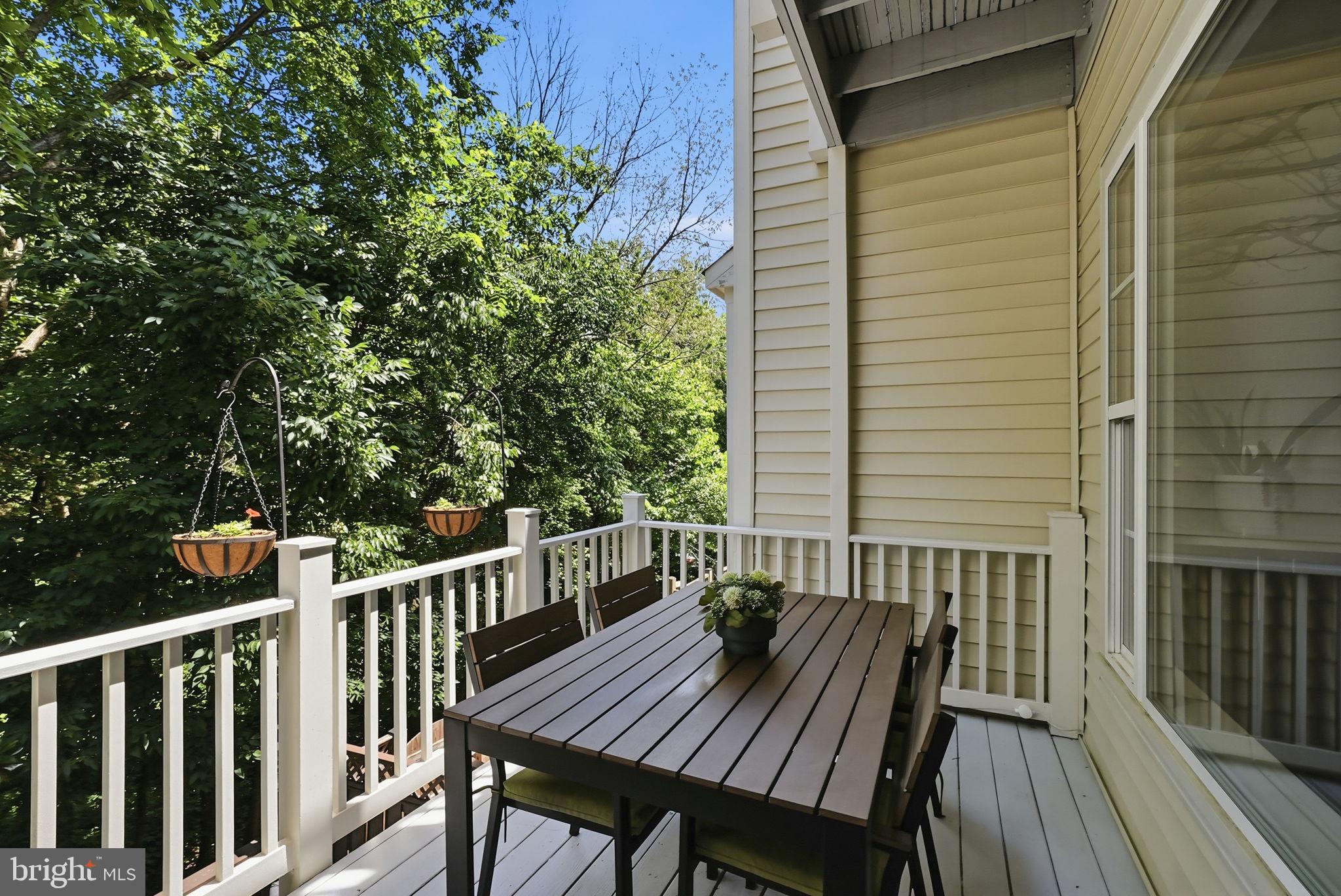 BROADLANDS SOUTH - Residential