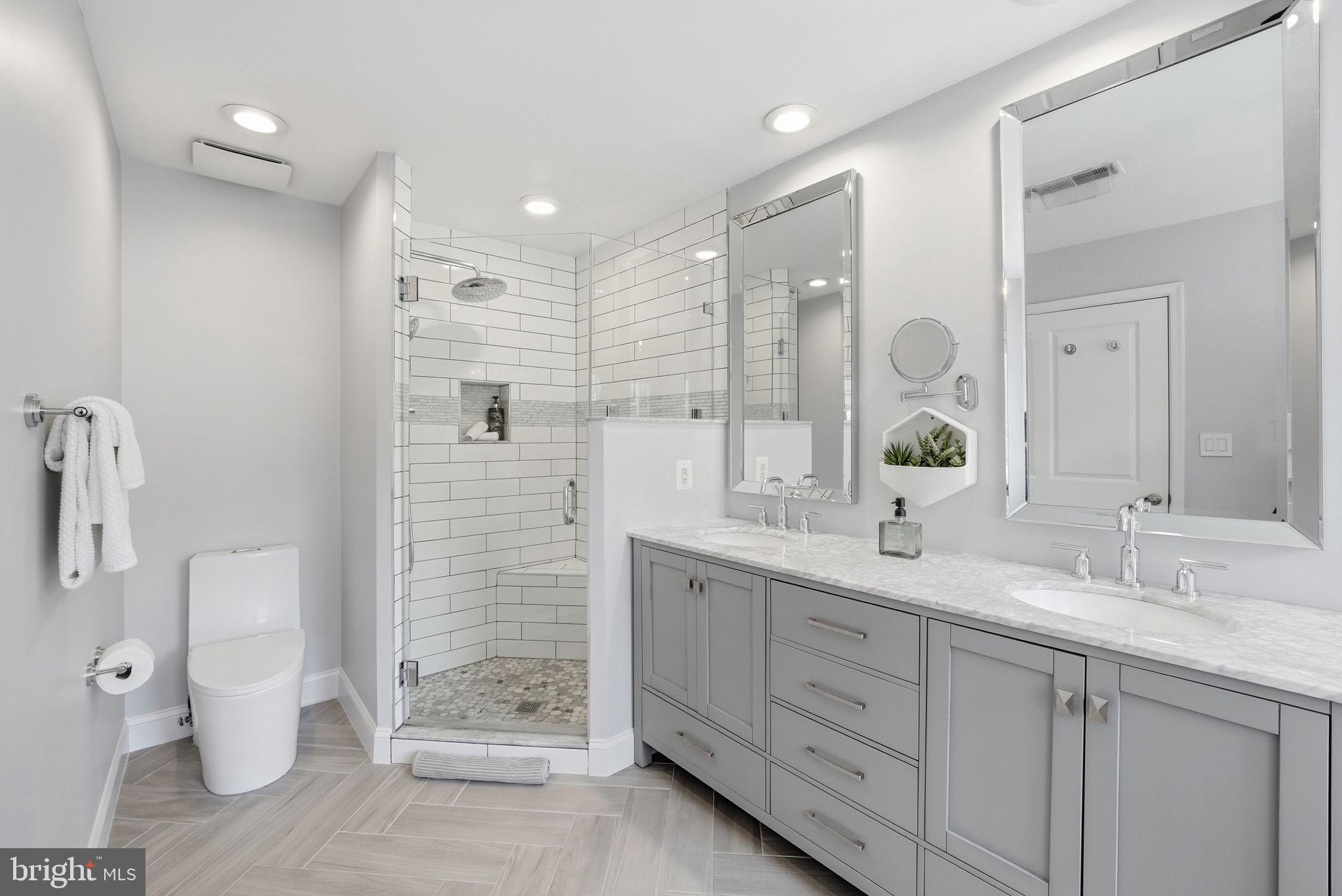 BROADLANDS SOUTH - Residential