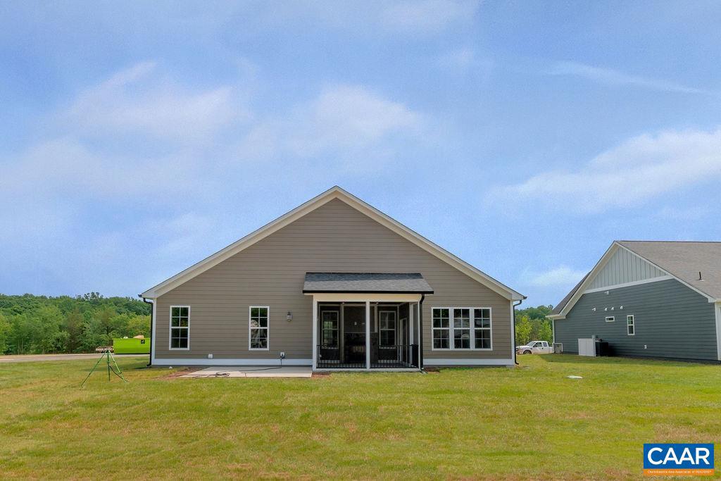 SPRING CREEK - Residential