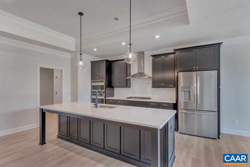 SPRING CREEK - Residential