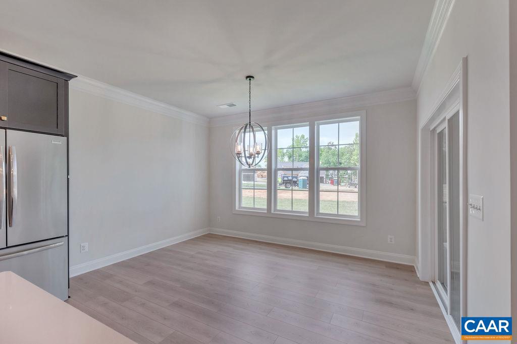 SPRING CREEK - Residential
