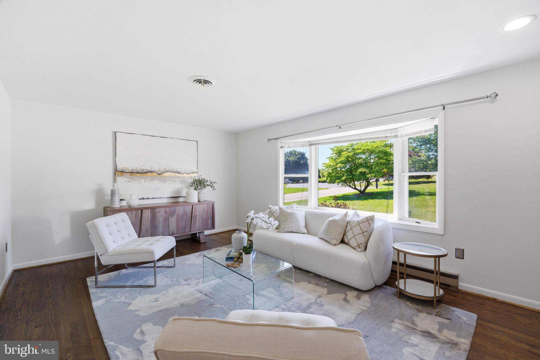 POPLAR KNOB - Residential