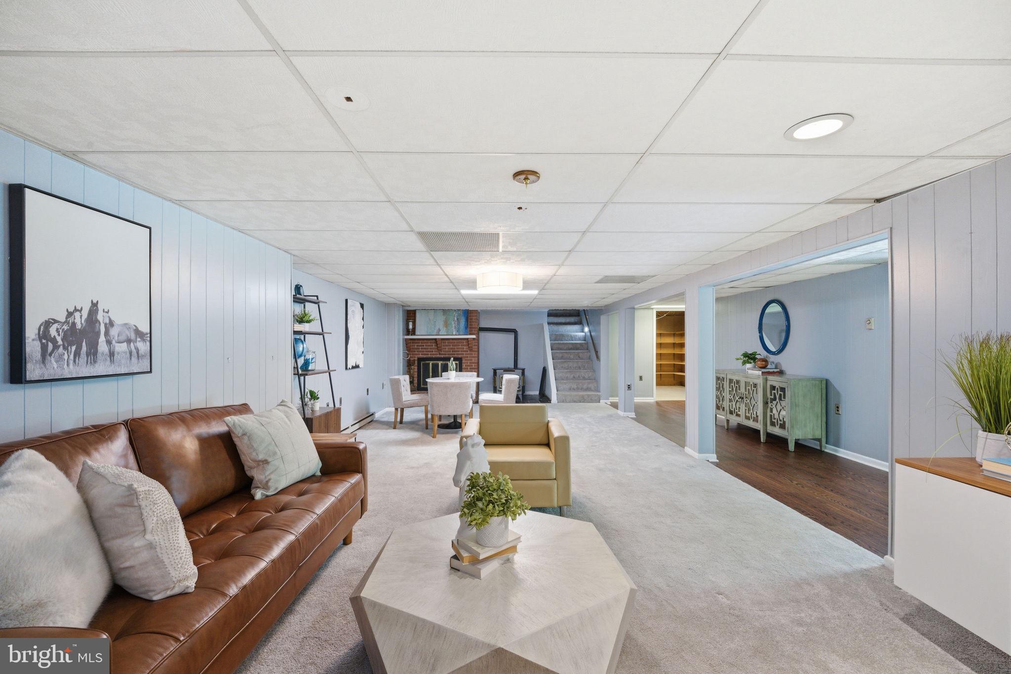 POPLAR KNOB - Residential