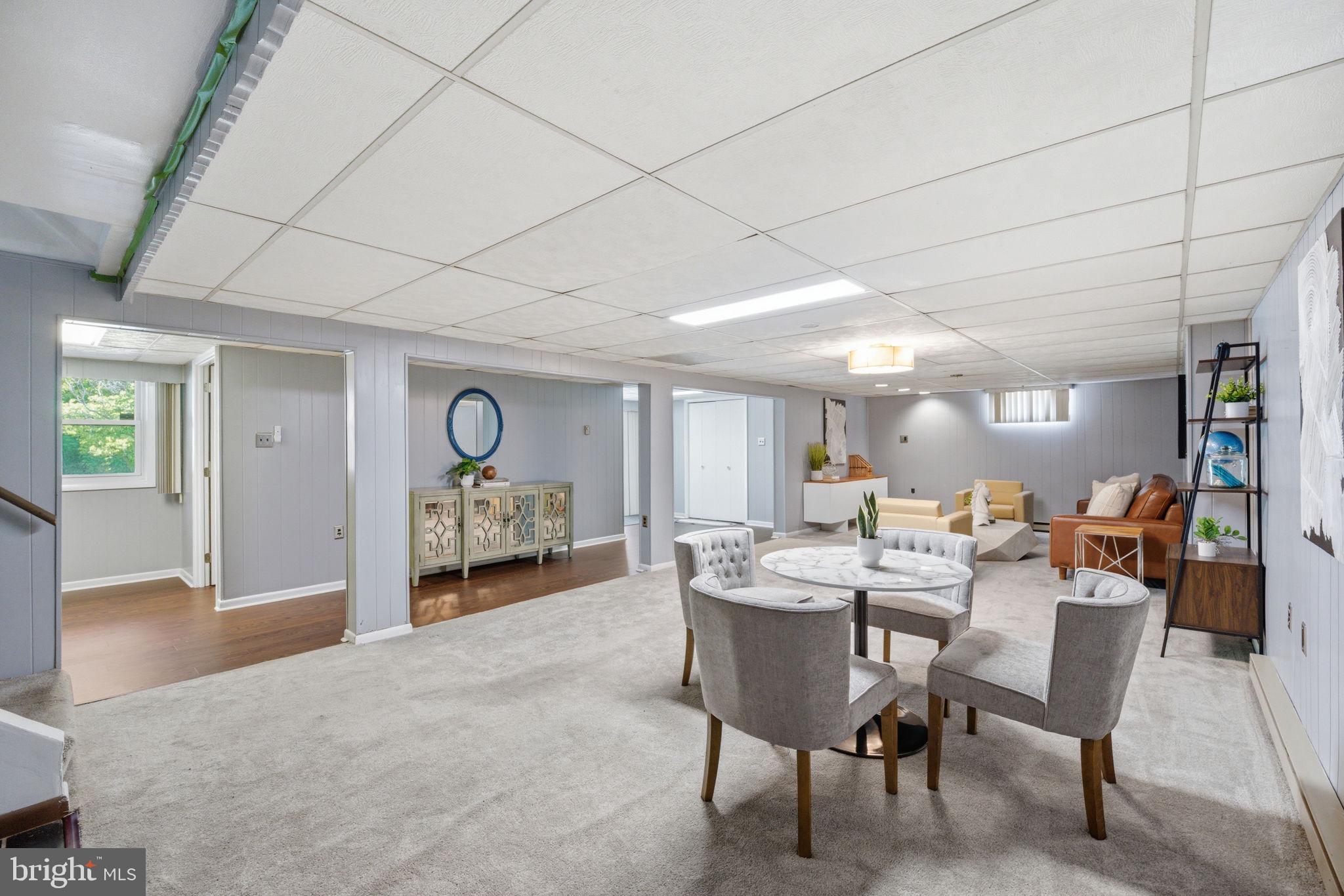POPLAR KNOB - Residential