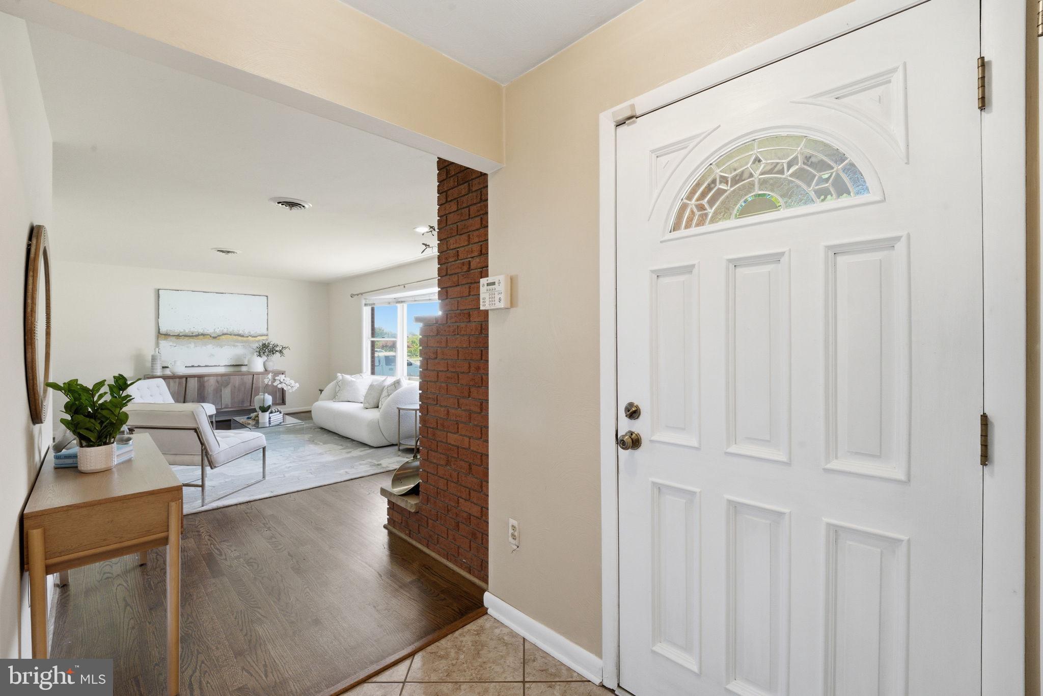 POPLAR KNOB - Residential
