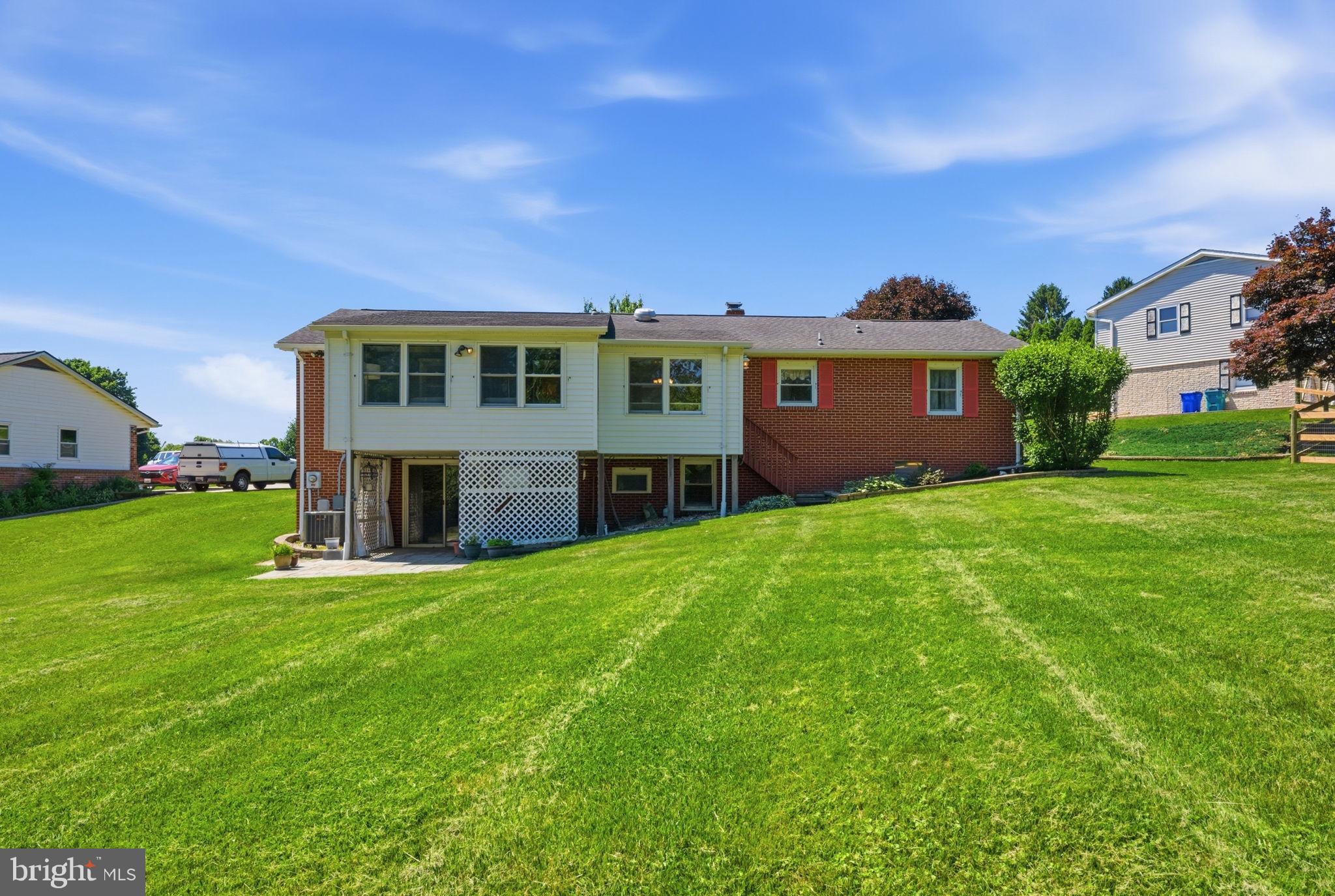 POPLAR KNOB - Residential