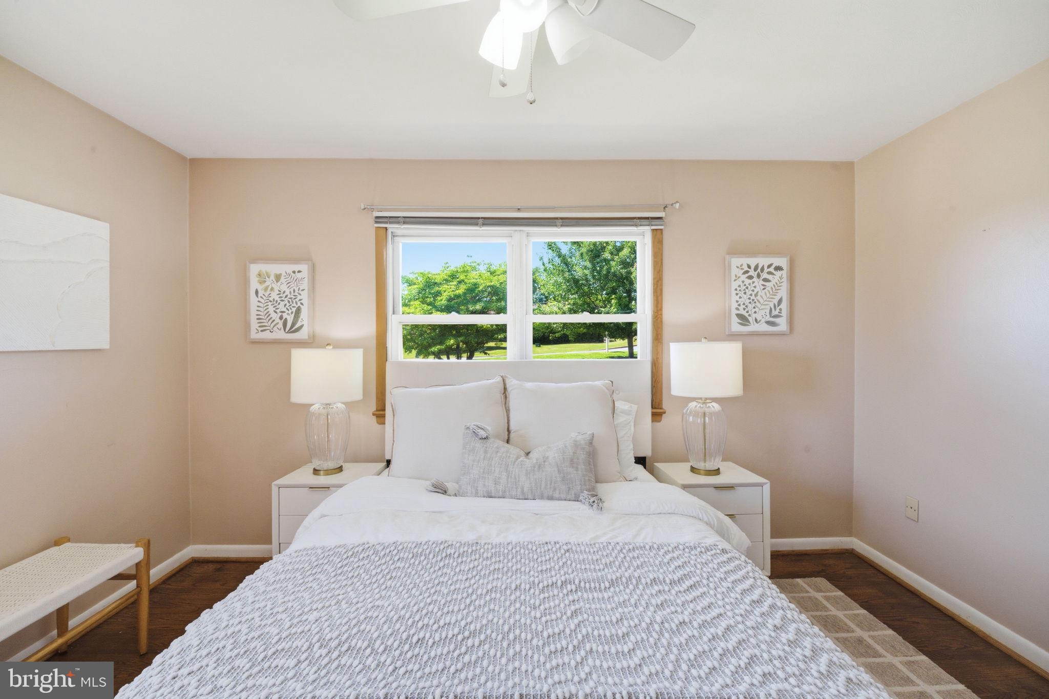 POPLAR KNOB - Residential